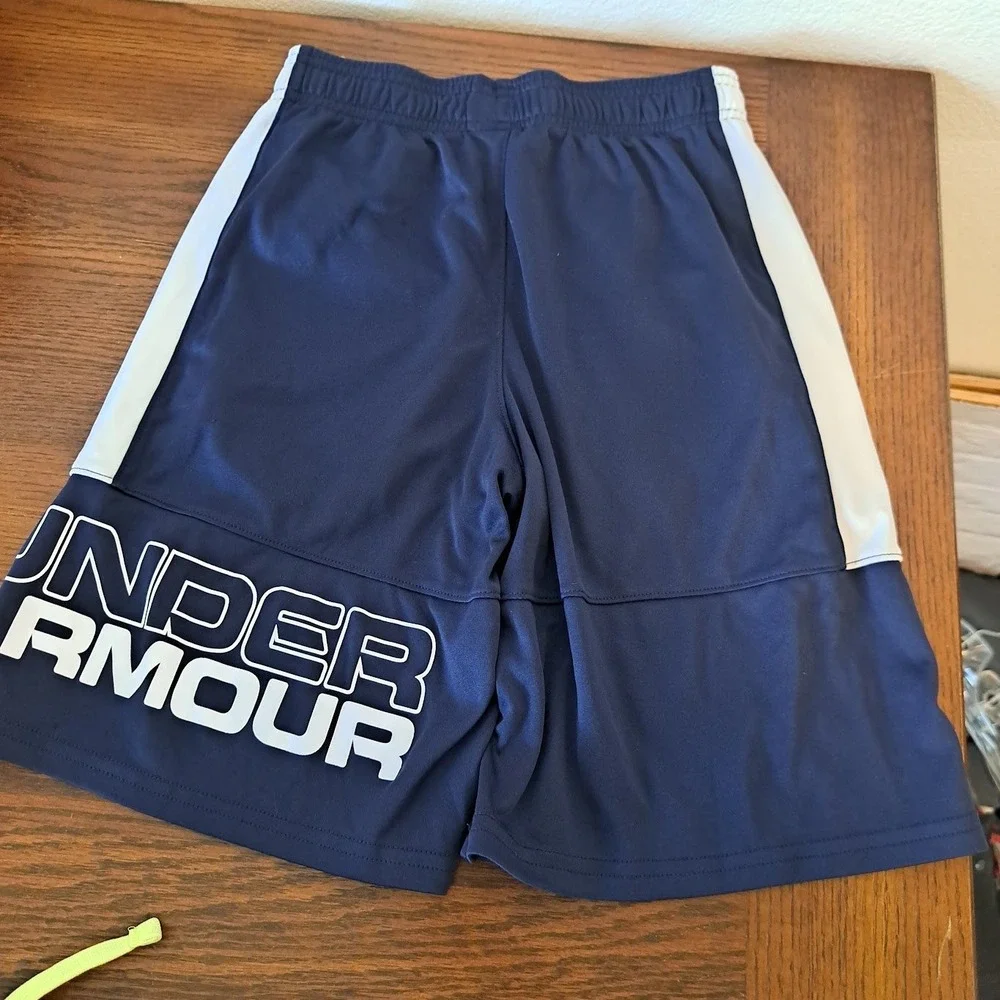 Under Armour Boys HeatGear Athletic Shorts Lot of 3 Navy Red Blue Size YSM Small